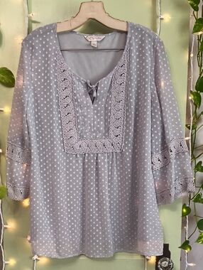 Women's Krazy Kat Grey Bohemian Knit Lace Bib Flowy Semi Sleeve Blouse